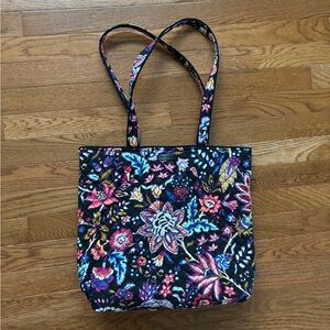 Vera Bradley Tote Bag in Foxwood